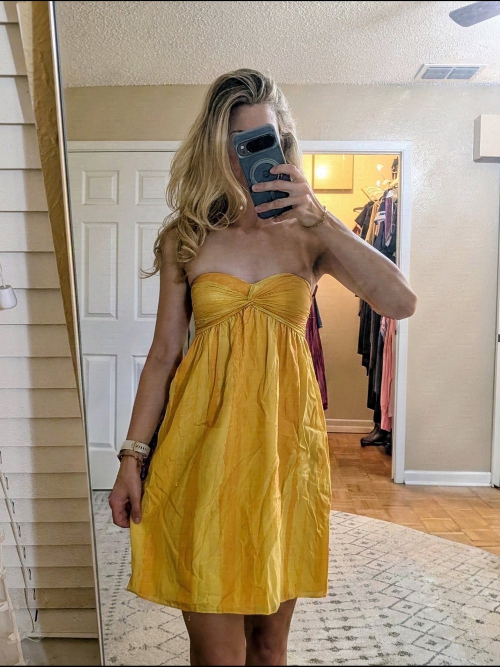 Tahari Yellow Short Dress, Size 0, Gently Used, Party, Shower, Events